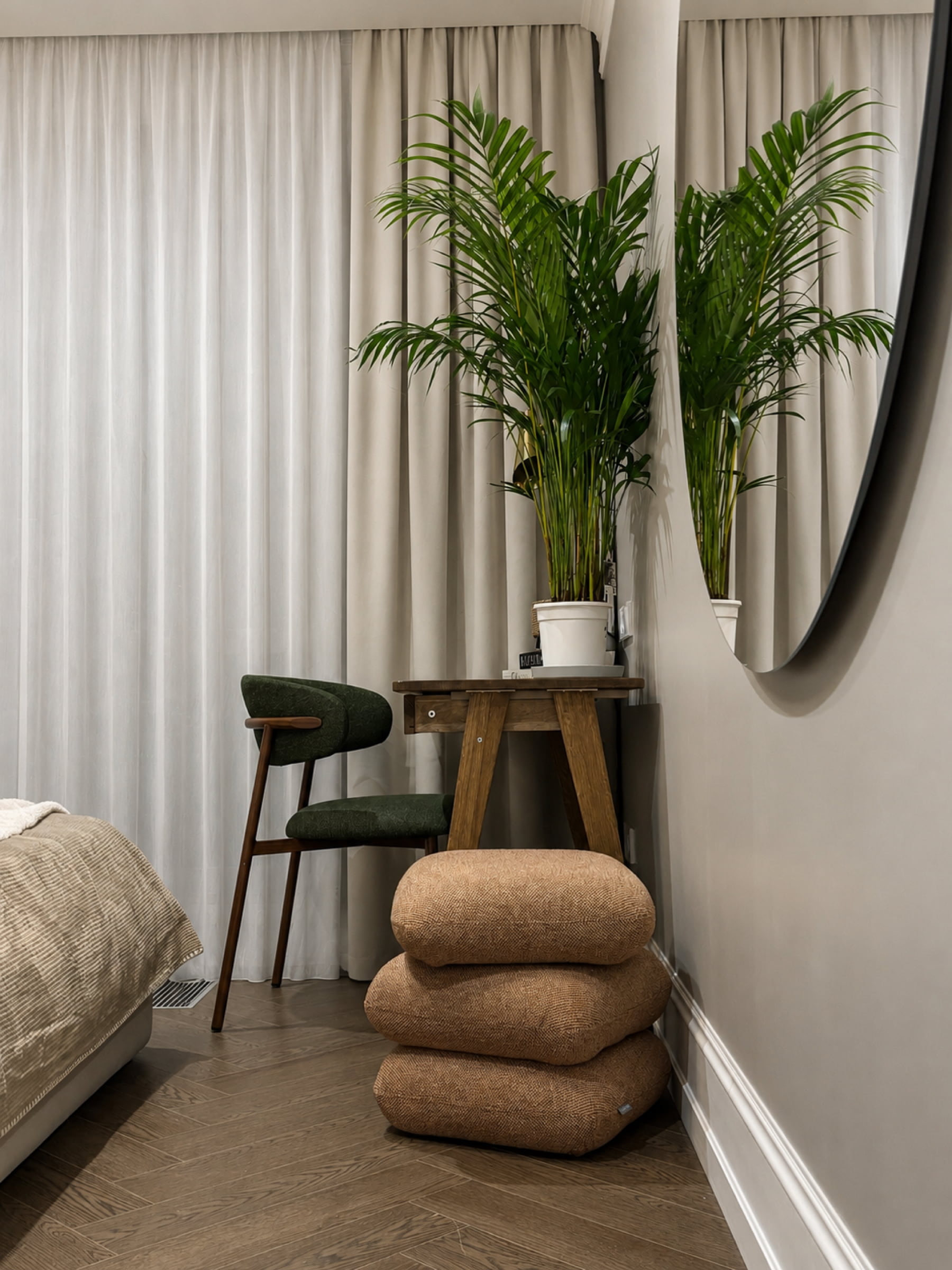 Botanical Bedroom Interior image 4